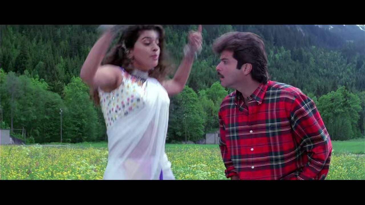 Loafer (1996) AMZN WEB-DL Hindi 720p HEVC DDP 2.0 ESub.mkv.0001